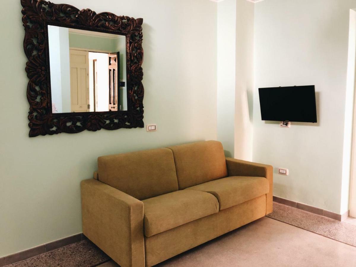 4 Balconi Liberty Apartments Лече Екстериор снимка